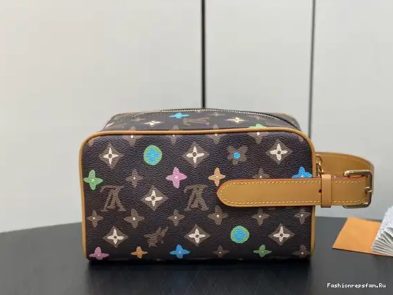 FS CHEAP VUITTON LOUIS KIT LOCKER bag-23*13*12CM DOPP 0707